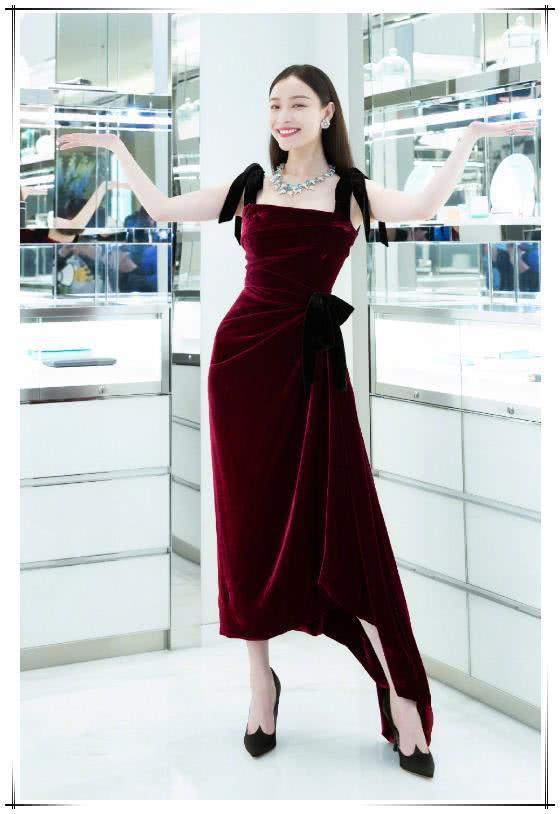 亚洲丰满熟女一区二区哦:02-04-12-25-27-49W：26,亚洲丰满熟女一区二区，探索与欣赏的独特魅力