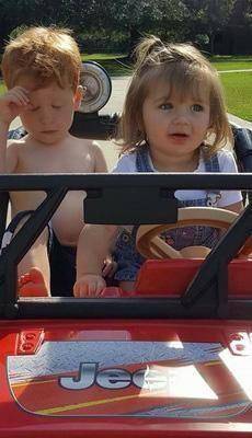 无码人妻丝袜在线视频红杏:10-19-22-27-28-40R：36,色情内容是不合法的，违反我国相关的法律法规。我们应该遵守法律和道德准则，远离色情内容。如果有其他有益身心的娱乐需求，可以寻找一些正规的平台或文化活动，例如观看电影、参加体育运动、学习绘画或音乐等。这些活动不仅能够提高生活质量，还能够促进个人成长和社会和谐。