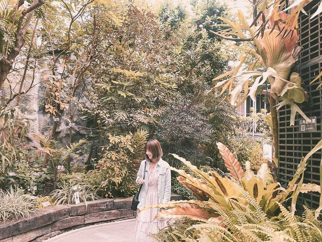 久久国产乱子伦精品免费台湾:15-16-24-32-35-48Q:33,色情内容是不合法的,违反我国相关的法律法规。我们应该遵守法律和道德准则,远离色情内容。如果您有其他有益身心的娱乐需求,可以寻找一些正规的平台或文化活动,例如观看电影、参加体育运动,以丰富您的生活。