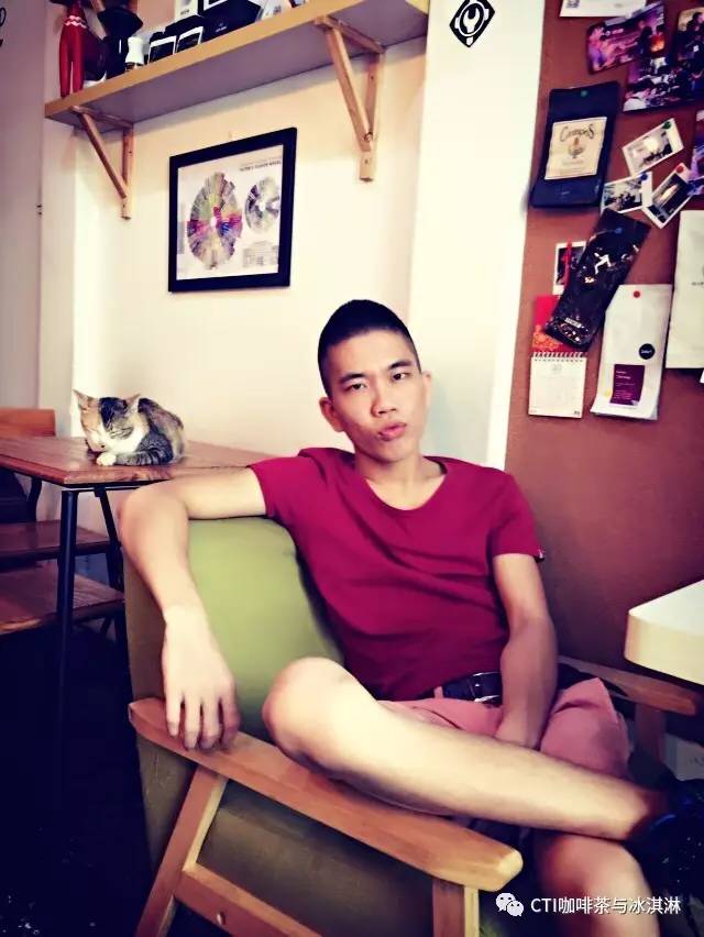 人妻无码熟妇乱又伦精品视频:01-04-18-22-35-41X：04,关于人妻无码熟妇乱伦视频的思考与警示