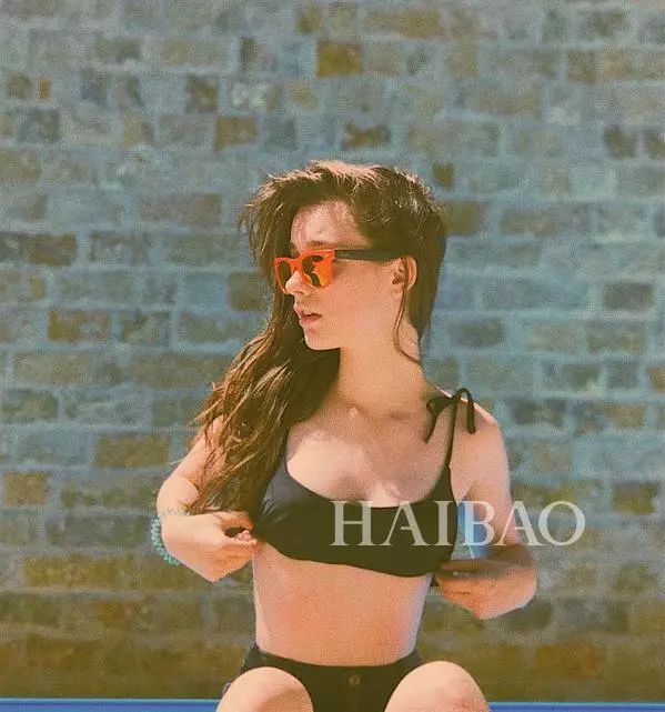 国产熟女AA级毛片:13-14-18-19-22-49E：28,国产熟女AA级毛片的探索与反思（关键词，国产熟女、年龄层次、内容质量）