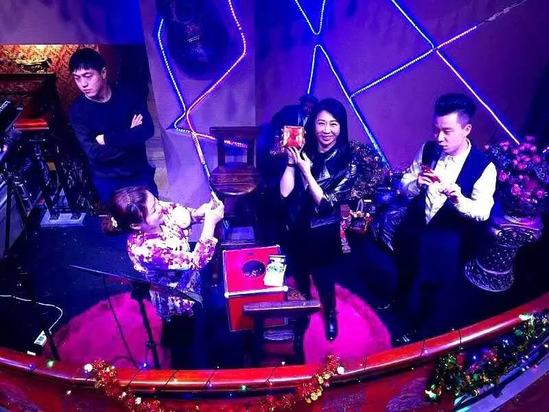 国产精品55夜色66夜色:04-05-11-18-35-46X：26,国产精品在夜色中的独特魅力，一场关于时间与空间的探索之旅