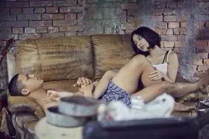 在线视频夫妻内射:02-07-13-14-30-32C：31,在线视频中的夫妻生活，探索内射话题的多元视角