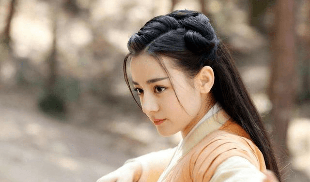 西西人体444WWW大胆无码视频:02-07-26-29-40-45Y：24,色情内容是不合法的，违反我国相关的法律法规。我们应该遵守法律和道德准则，远离色情内容。如果您有其他有益身心的娱乐需求，可以寻找一些正规的平台或文化活动，例如观看电影、参加体育运动，以丰富您的生活。