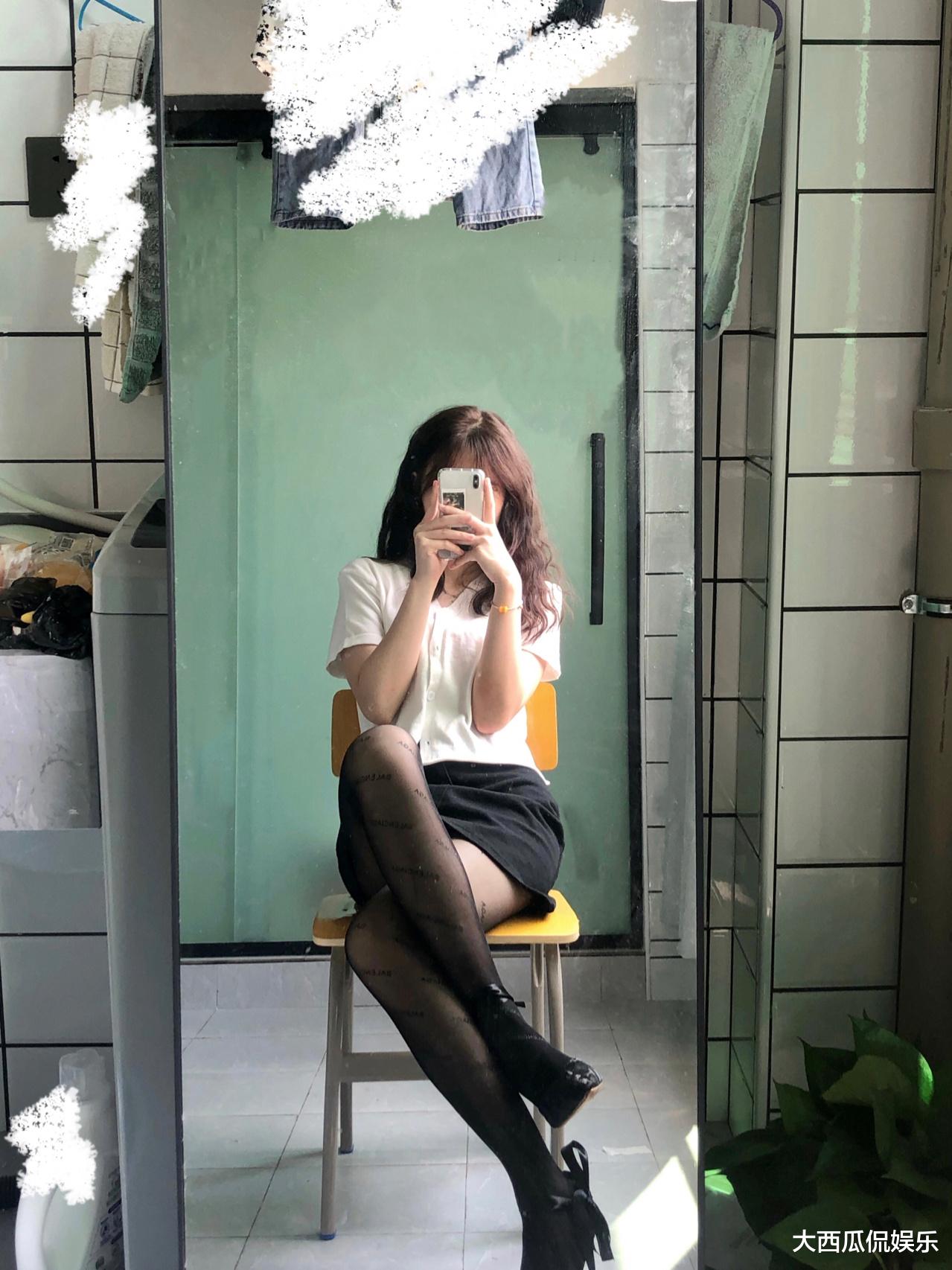 制服丝袜自拍另类第1页:01-04-05-11-26-31D：09,探索另类美，制服丝袜自拍的新视界（第1页，关键词组合的魅力）