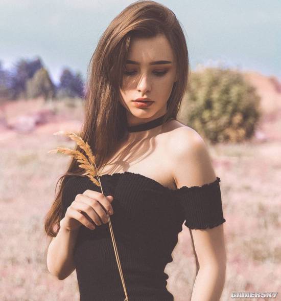 亚洲精品欧美综合二区:21-22-25-43-44-47D：35,亚洲精品欧美综合二区，探索多元文化交融的魅力时光