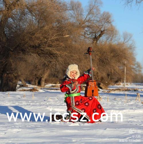 东京热制服丝袜无码专区:04-06-24-27-29-46T：16,东京热制服丝袜无码专区，探索日本文化的独特魅力