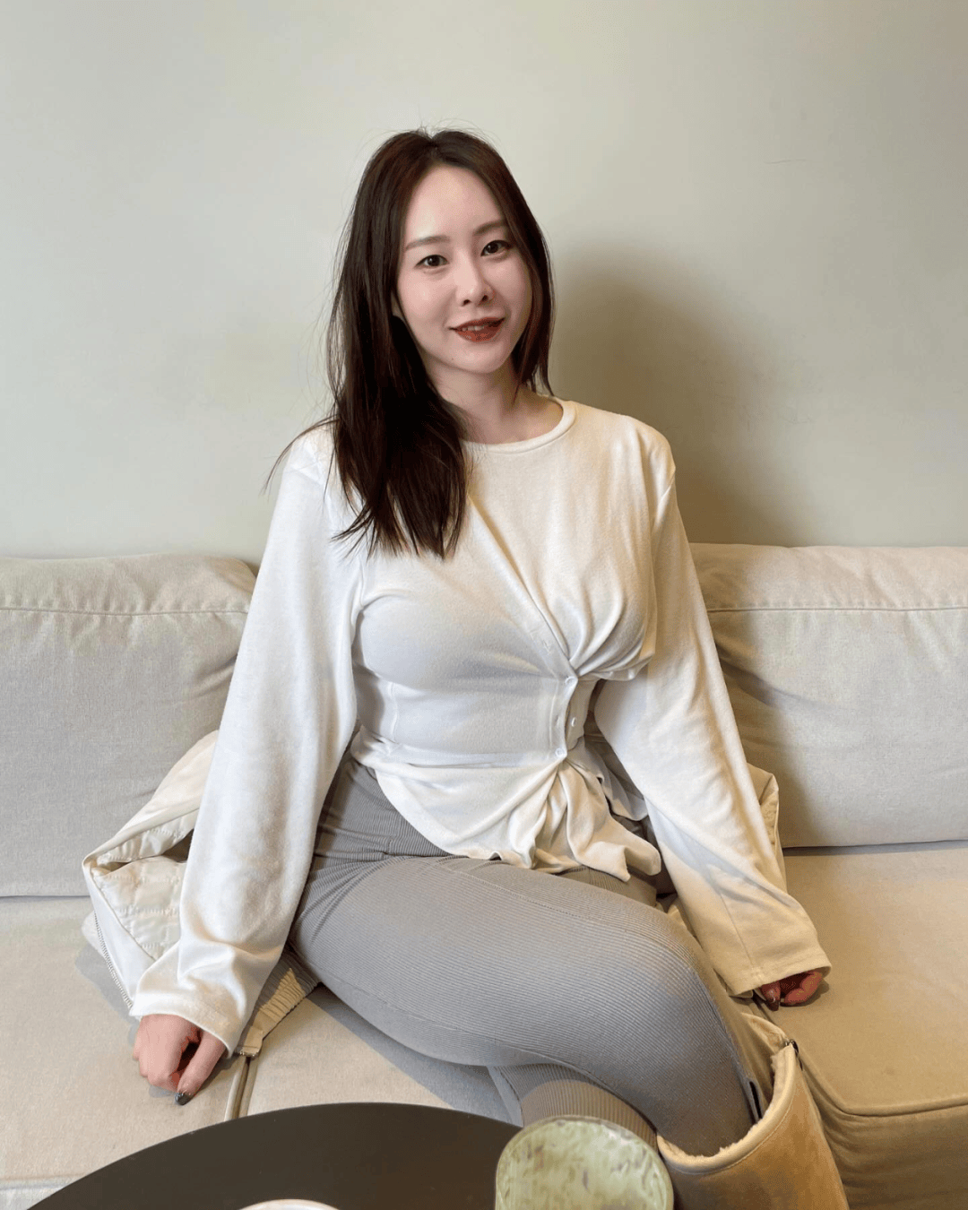 少妇愉情理伦片丰满丰满:11-20-22-31-39-46S:48,少妇的情感世界,丰满的魅力与伦理探索