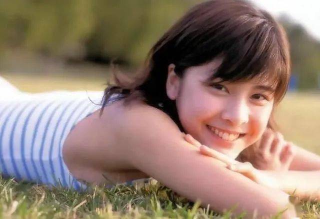 92午夜少妇极品福利无码电影:05-11-21-41-42-45A:01,关于电影与文化的深度探讨,从午夜电影到福利内容的思考