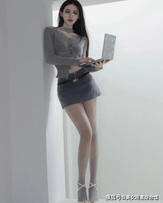 久久综合精品国产丝袜长腿:10-12-13-34-37-38A:45,久久综合精品国产丝袜长腿,探索时尚与魅力的完美结合