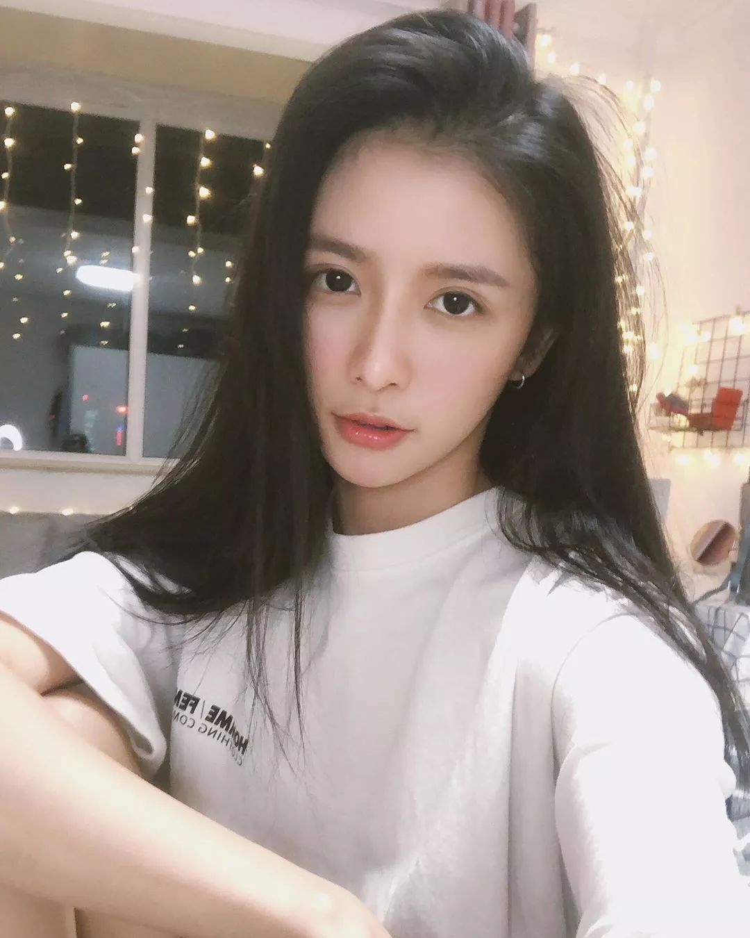 少妇人妻系列无码专区视频:15-21-29-32-41-46B：44,探索少妇人妻系列，真实与美好的交融