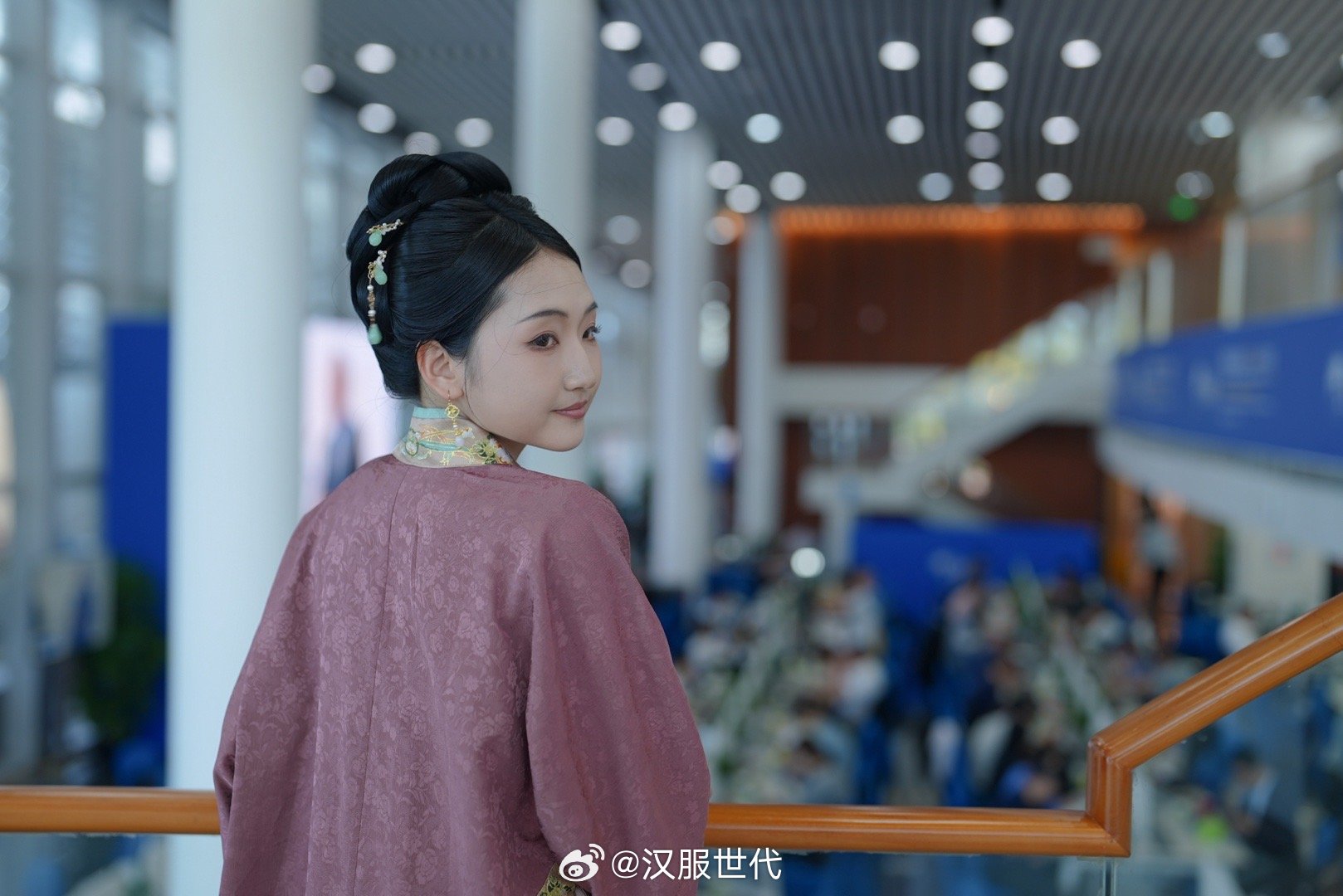 中文字幕亚洲综合久久综合:05-17-19-20-21-49U：25,中文字幕亚洲综合文化，探索历史与现代交融之美