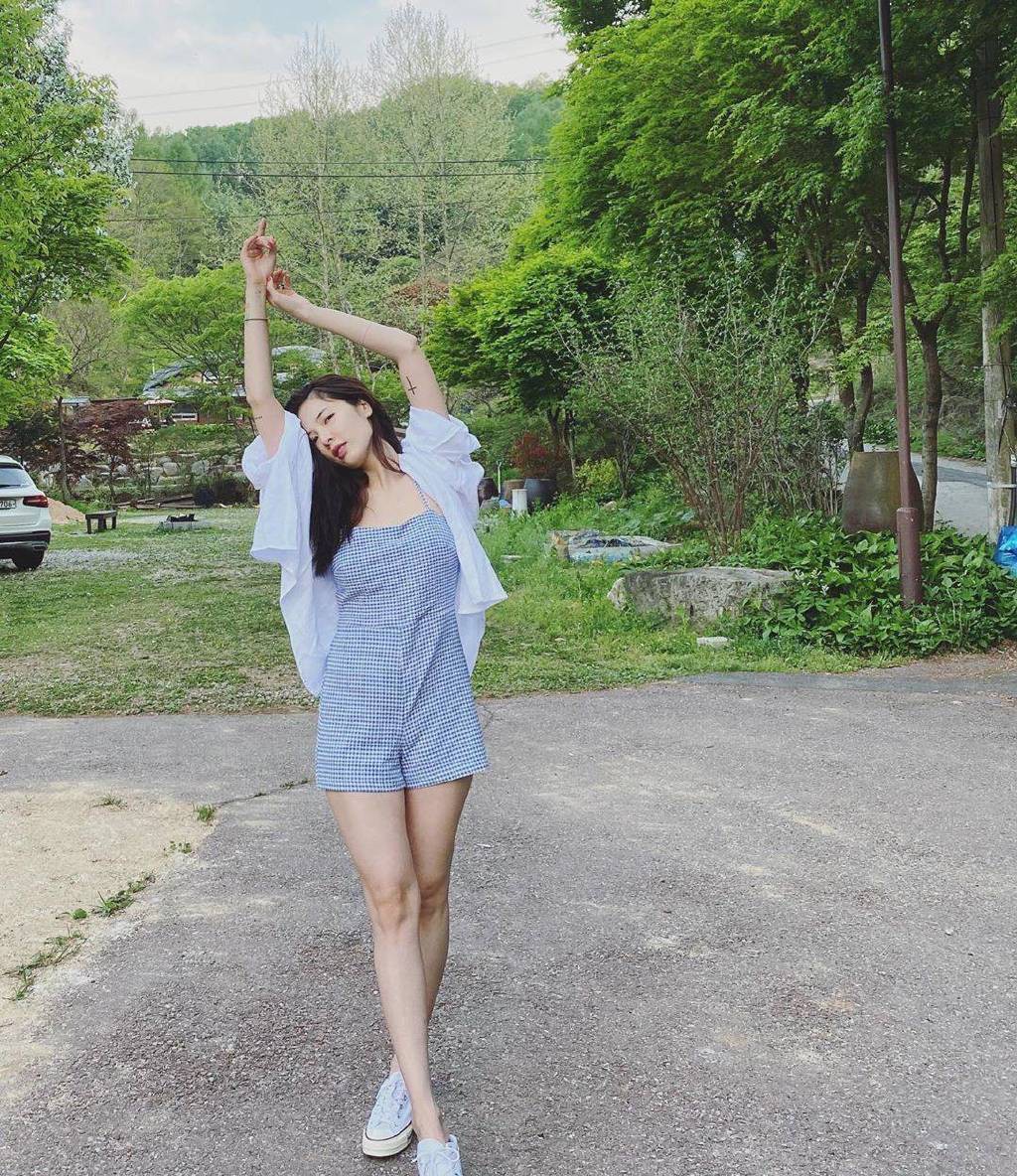 韩国青草自慰喷水无码直播间:06-08-26-36-38-49T:26,探索韩国青草直播间,一场无码的文化盛宴