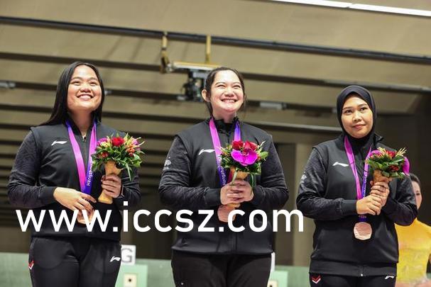 国产美女裸身网站免费观看视频:06-24-25-37-46-49Z:09,国产美女裸身网站免费观看视频,探索真实与幻象的边界