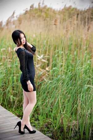 ASS年轻少妇BBWPIC精品:02-07-13-14-30-32C:31,探索ASS年轻少妇BBWPIC精品的独特魅力,一场视觉盛宴的解析