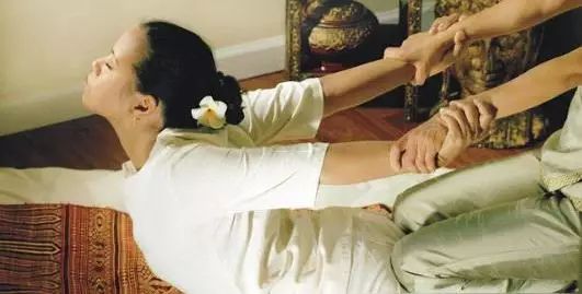 日本少妇春药特殊按摩3:14-24-30-35-43-46D:47,日本少妇的独特按摩技艺与春药文化