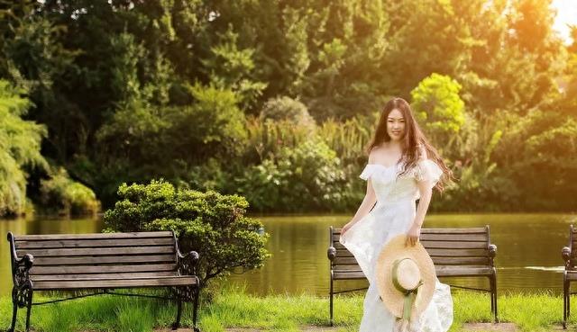 free性开放小少妇:04-11-21-26-41-47L：14,当代社会中Free性开放小少妇现象的多角度探讨