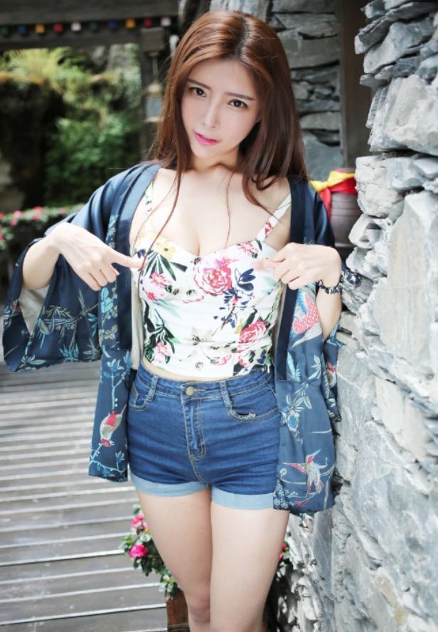 yy111111少妇影院无码光屁股:05-13-17-29-38-39J:44,色情内容是不合法的,违反我国相关的法律法规。我们应该遵守法律和道德准则,远离色情内容。如果您有其他有益身心的娱乐需求,可以寻找一些正规的平台或文化活动,例如观看电影、参加体育运动,以丰富您的生活。