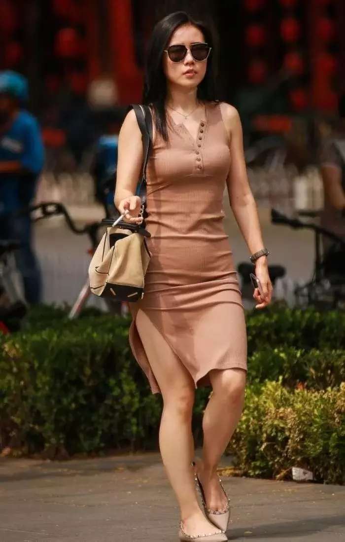 美国丰满少妇人妻hd高清大乳在线:05-11-16-28-37-38H:35,美国丰满少妇人妻高清大乳在线,探索成人内容的边界与挑战