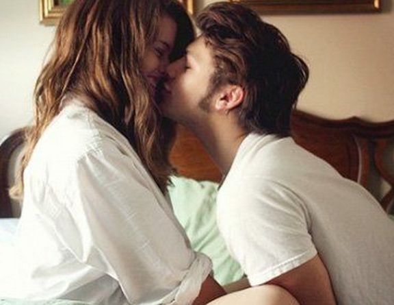 男人j桶进女人p无遮挡免费的视频:02-13-14-17-29-48K：31,色情内容是不合法的，违反我国相关的法律法规。我们应该遵守法律和道德准则，远离色情内容。如果有其他有益身心的娱乐需求，可以寻找一些正规的平台或文化活动，例如观看电影、参加体育运动，以丰富您的生活。