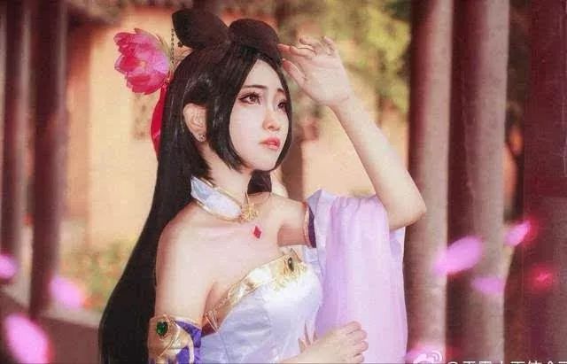 国产萌白酱福利喷水视频在线观看:02-05-10-11-13-33T：25,国产萌白酱福利喷水视频在线观看，探索与赏析