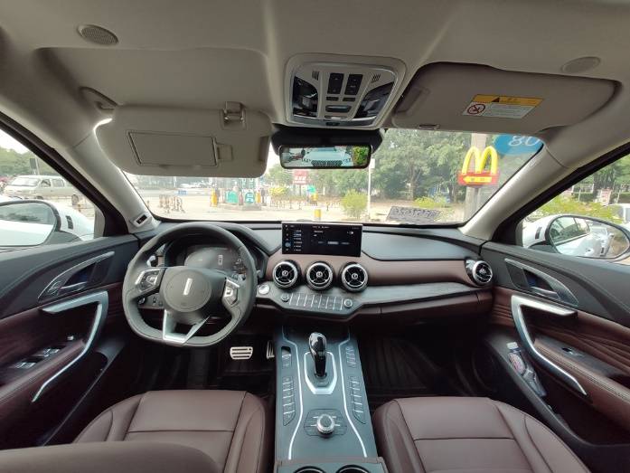 小娇乳H边走边欢1V1视频国产:04-20-25-29-35-42B：10,色情内容是不合法的，违反我国相关的法律法规。此外，色情内容也是有害的，可能会对个人的身心健康造成伤害。我们应该遵守法律和道德准则，远离色情内容。如果您有其他有益身心的娱乐需求，可以寻找一些正规的平台或文化活动，例如观看电影、参加体育运动、学习知识等，以丰富您的生活。