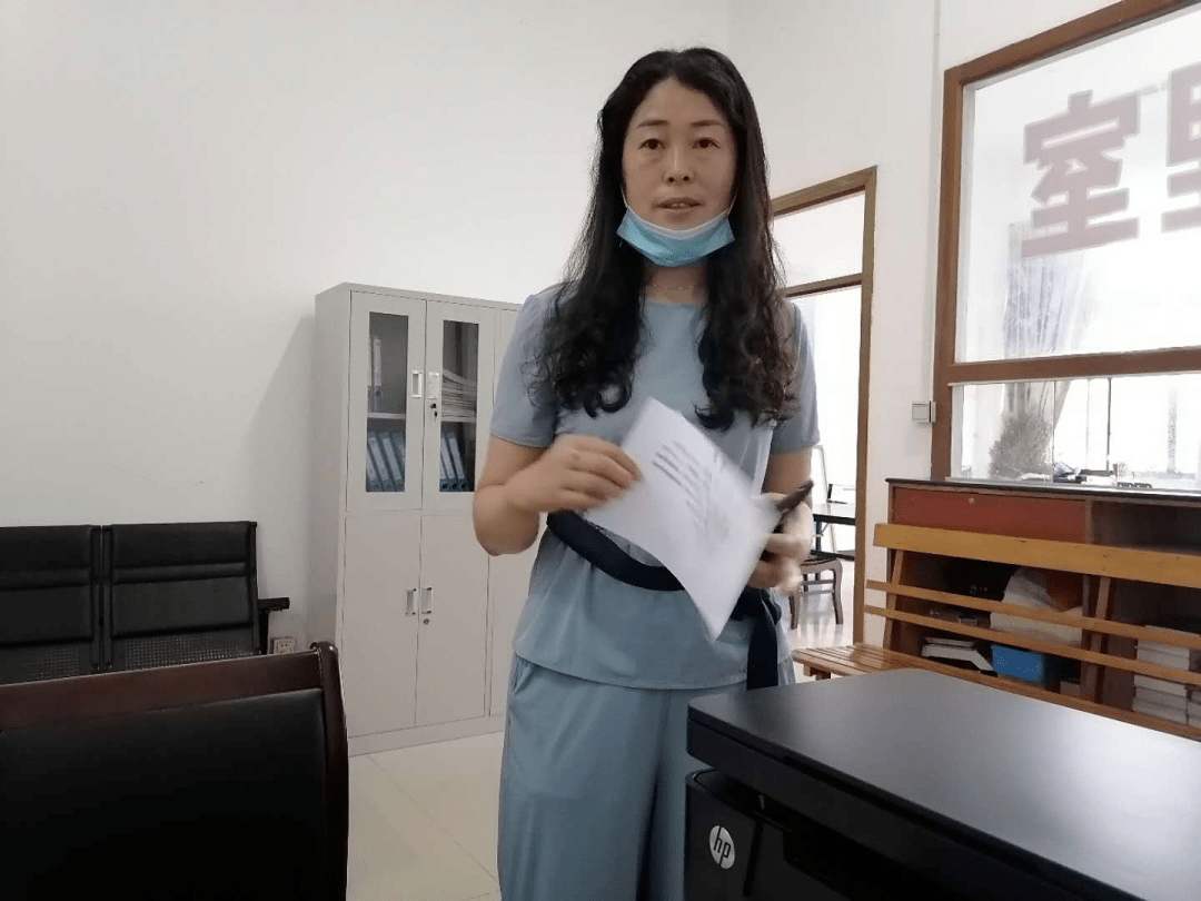 无码人妻AⅤ一区二区三区A片必:04-06-24-27-29-46T：16,色情内容是不合法的，违反我国相关的法律法规。我们应该遵守法律和道德准则，远离色情内容。如果您有其他有益身心的娱乐需求，可以寻找一些正规的平台或文化活动，例如观看电影、参加体育运动，以丰富您的生活。