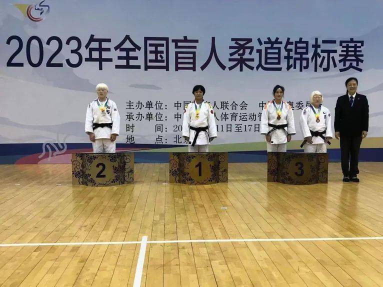 国产亚洲人成网站在线观看琪琪秋:02-03-24-28-30-44D:02,国产亚洲人成网站在线观看琪琪秋的独特魅力之旅,一场文化与艺术的深度交融之旅